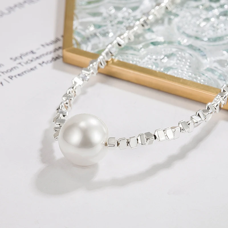 Collier petites perles d'argent