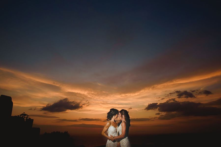 Wedding photographer Nikos Roussis (roussis). Photo of 28 January 2022