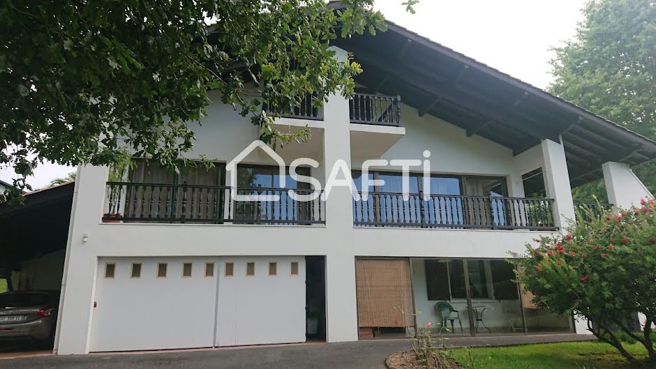 Vente maison 12 pièces 230 m² à Urrugne (64122), 1 560 000 €
