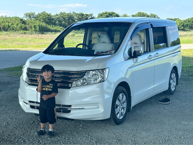 ステップワゴンのステップワゴンRK1・ステップワゴン乗りと繋がりたい・ドライブ・プチ内装カスタムに関するカスタム事例の投稿画像2枚目