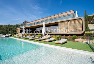 Villa with pool and terrace 15