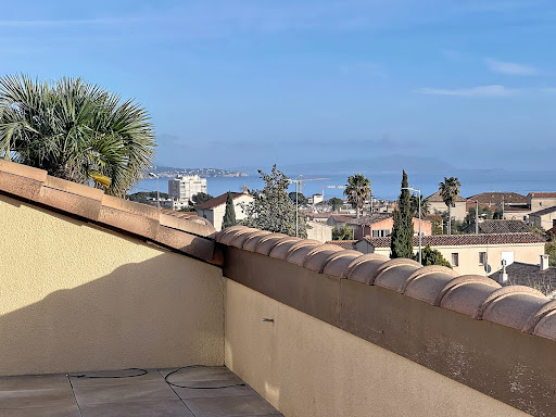 Apartment with terrace 1