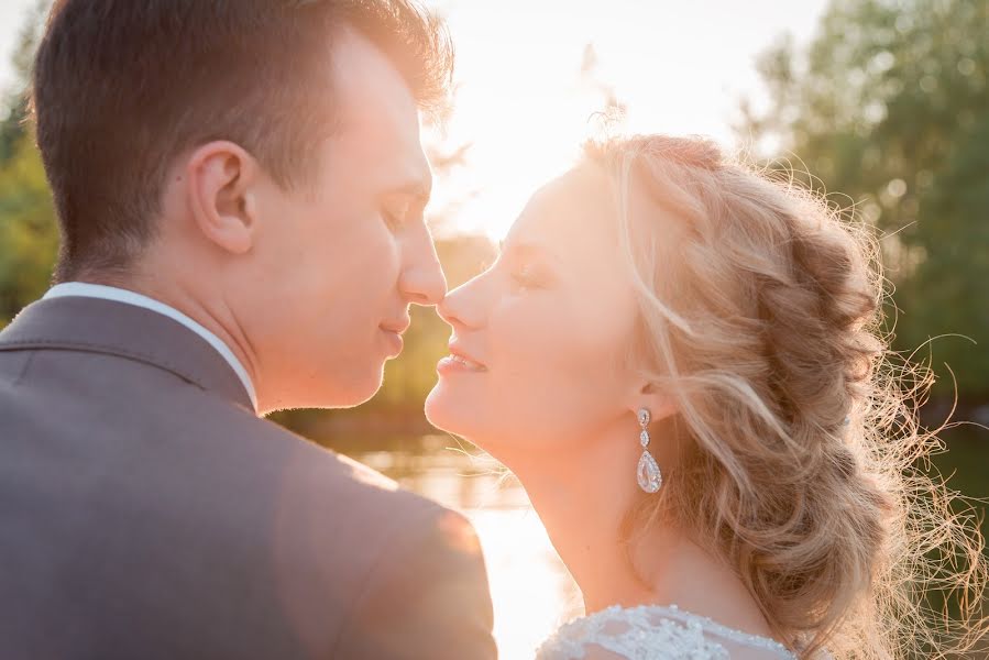 Fotógrafo de casamento Evgeniya Sushkova (andamani). Foto de 19 de outubro 2017