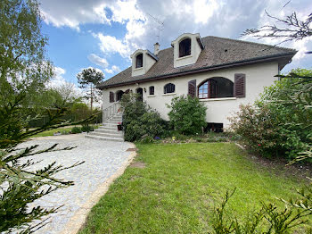 maison à Montfort-l'Amaury (78)