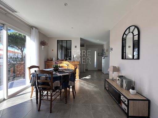 House with terrace 4