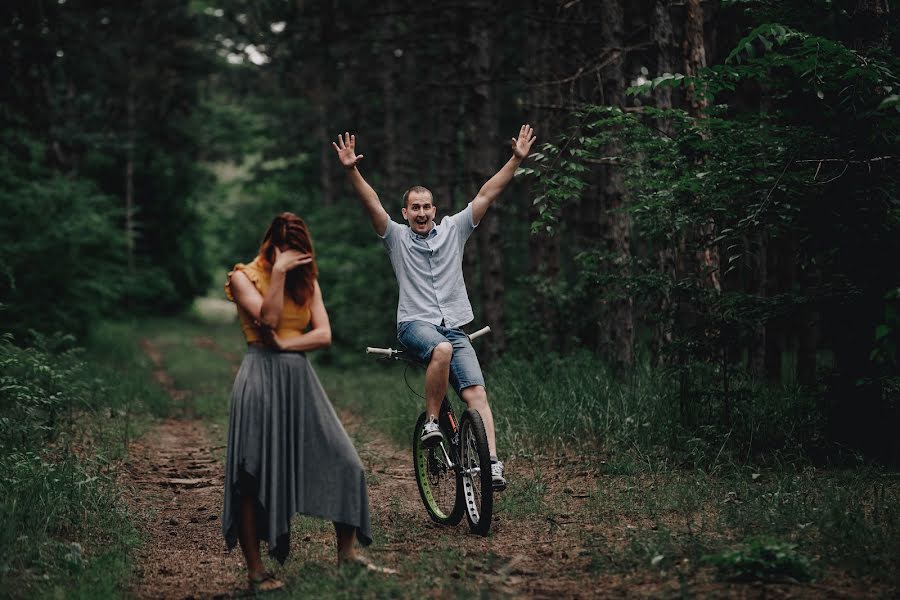 Fotógrafo de casamento Zsolt Sári (zsoltsari). Foto de 7 de julho 2019