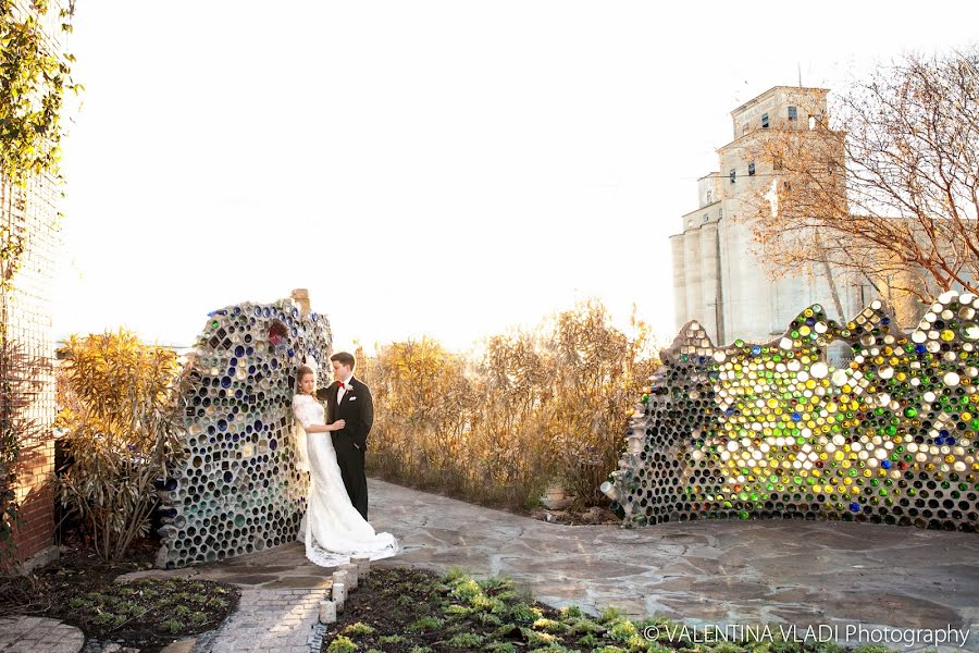 Wedding photographer Valentina Vladi (valentinavladi). Photo of 15 December 2015