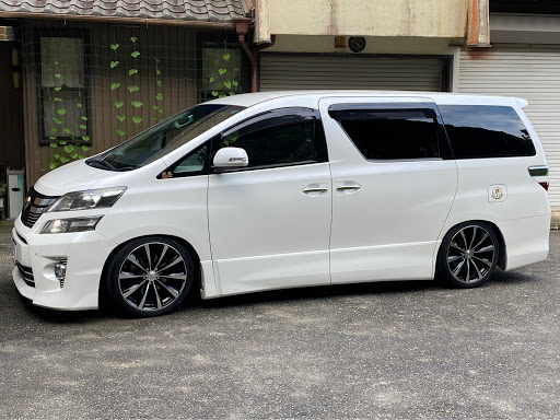 ヴェルファイア Anhwのvellfire Hks車高調 コロナウイルスに負けるな 系ヴェルファイア 系後期ヴェルファイアに関するカスタム メンテナンスの投稿画像 車のカスタム情報はcartune