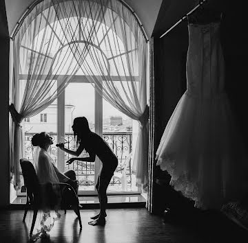 Fotógrafo de casamento Anton Blokhin (totonophoto). Foto de 14 de fevereiro 2017