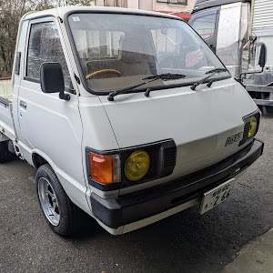 ライトエーストラック KM20