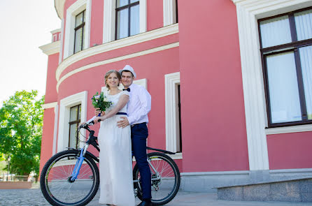 Fotografo di matrimoni Denis Depp (fotosclub). Foto del 9 ottobre 2016