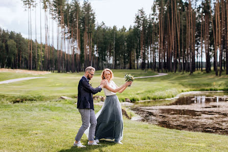 Fotograful de nuntă Slava Novikov (slavno). Fotografia din 15 august 2018