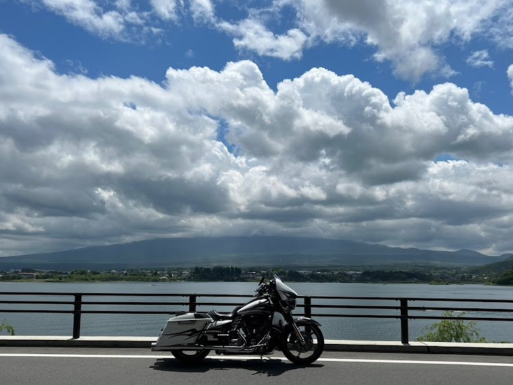RWB997 PRICILLAさんが投稿したHarley-Davidson  flhxse CVO・VIBES・VIBESミーティング・富士山と愛車・河口湖畔に関するカスタム事例の投稿画像4枚目