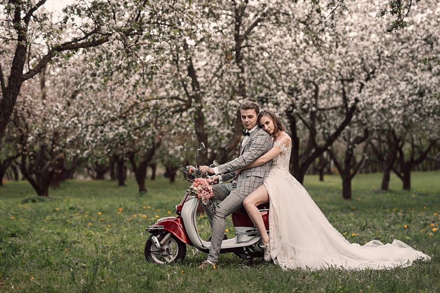 Fotografo di matrimoni Marina Shabeta (marinashabeta). Foto del 18 dicembre 2019