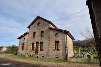 ferme à Bourbon-Lancy (71)