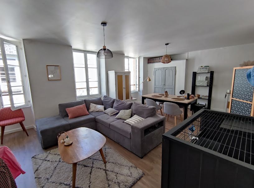 Vente maison  298 m² à Nevers (58000), 388 800 €