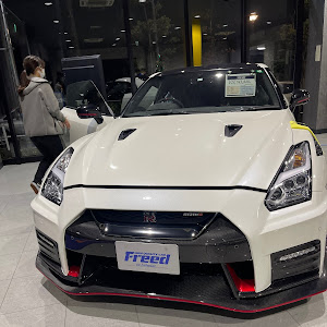 NISSAN GT-R R35