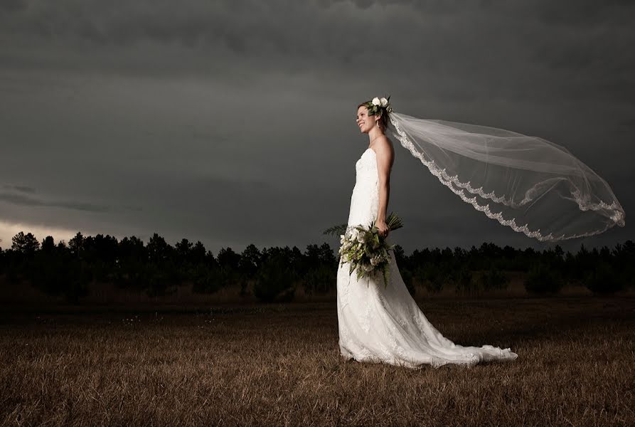 Fotógrafo de casamento John Latourelle (johnlatourelle). Foto de 8 de setembro 2019