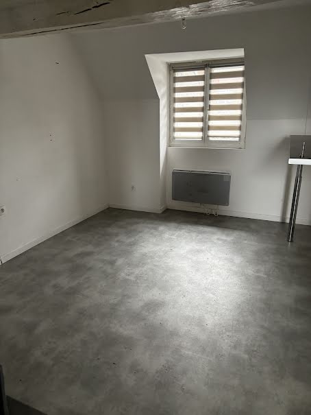 Location  appartement 2 pièces 50 m² à Avesnes-sur-Helpe (59440), 480 €