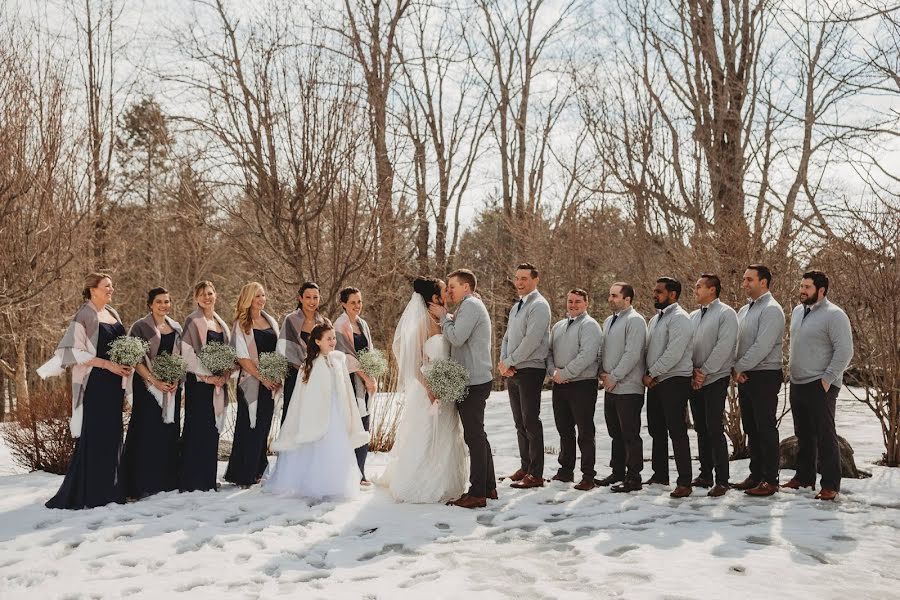 Fotograf ślubny Melanie (melaniesimply). Zdjęcie z 30 grudnia 2019