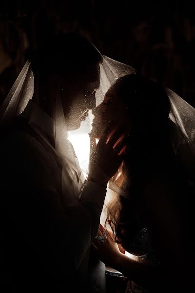 Wedding photographer Irina Bakhareva (irinabakhareva). Photo of 8 November 2023