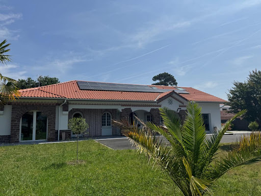 Villa avec piscine et terrasse 5