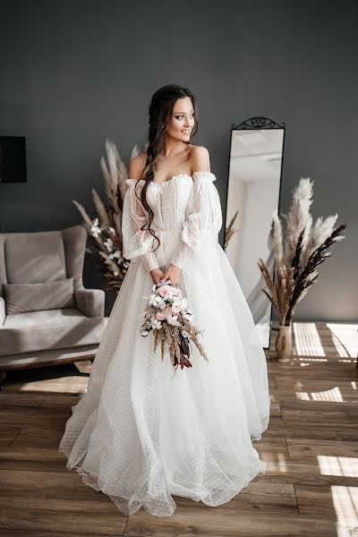 Wedding photographer Vladimir Lesnikov (lesnikov). Photo of 30 March 2021