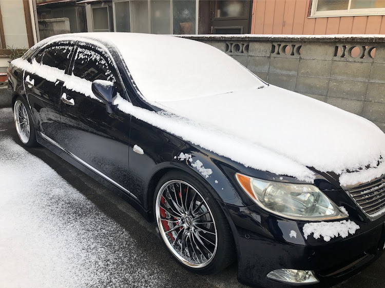 LSの凍結注意・LS460・work・シュバート・じゅんベタに関するカスタム事例の投稿画像1枚目