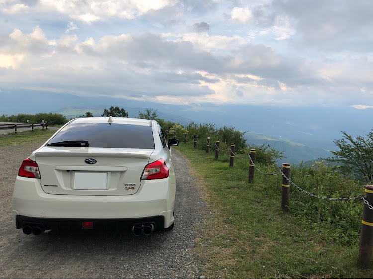 WRX S4のビーナスライン・wrxs4・スバル・ドライブ・レッドメモリーに関するカスタム事例の投稿画像1枚目