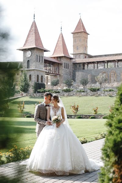 Fotógrafo de casamento Olga Popova (popovaolga). Foto de 23 de outubro 2019