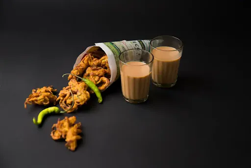 Masala Chai [750 Ml] With Mixed Pakoda [30 Pieces]