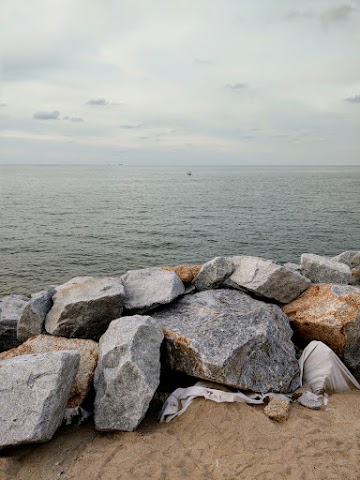 Warung Pok Nong Pantai Mengabang Telipot