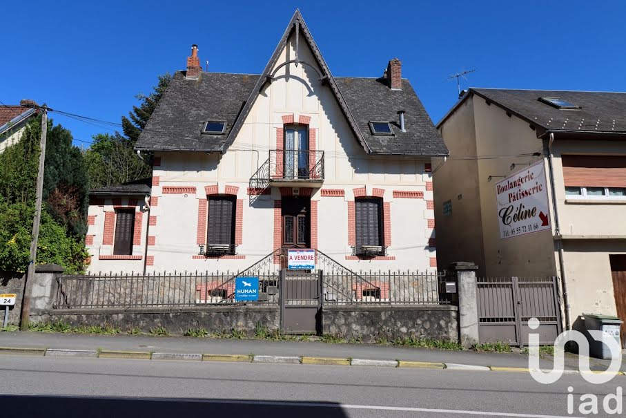 Vente maison 6 pièces 132 m² à Ussel (19200), 106 500 €