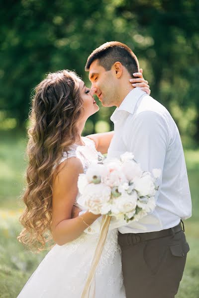 Wedding photographer Nastya Volkova (nastyavolkova). Photo of 30 June 2018