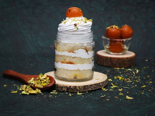 Gulab Jamun Vanilla Mini Jar Cake