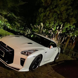 NISSAN GT-R R35