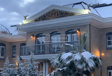 Maison avec piscine et terrasse 2