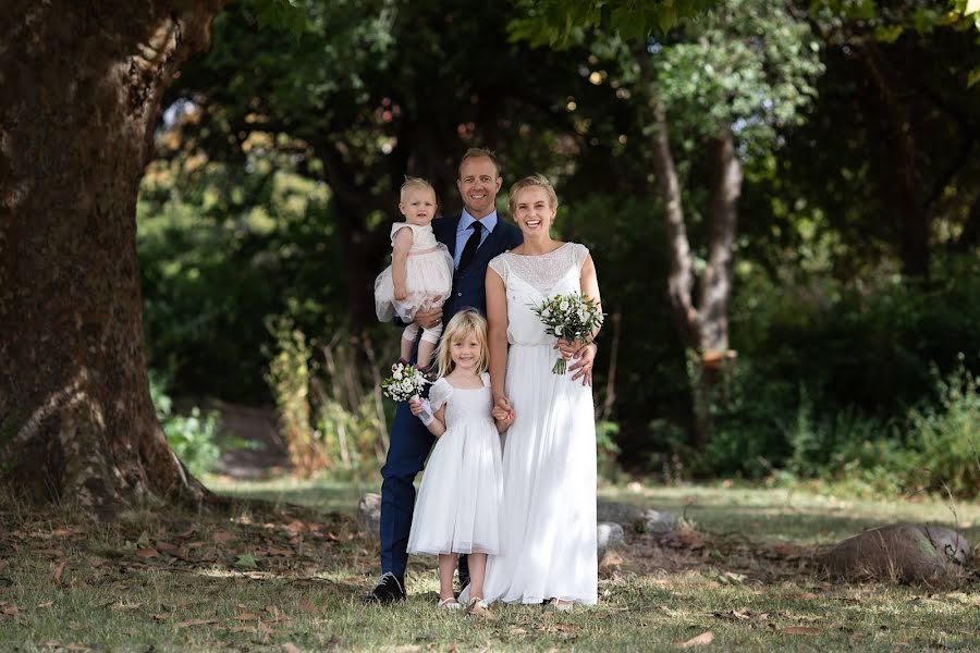 Fotografo di matrimoni Sofia Karlsen (sofiakarlsen). Foto del 30 marzo 2019