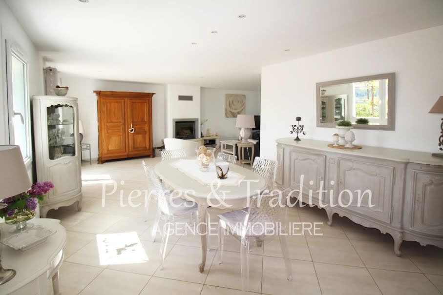 Vente maison 4 pièces 106 m² à Saint-Saturnin-lès-Apt (84490), 475 000 €