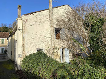 maison à Saint-Capraise-de-Lalinde (24)