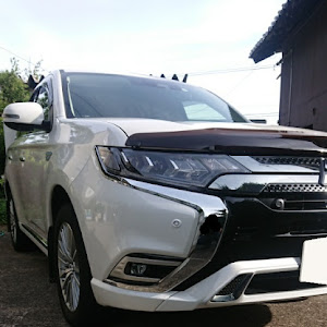 アウトランダーPHEV