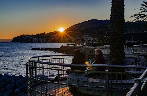 "La solitudine dà alla luce l'originale che c'è in noi." (Thomas Mann) - Cogoleto (Genova) di BeatriceCapone69