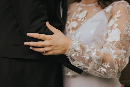 Fotografo di matrimoni Joëlle Roy-Chevarier (joellercphoto). Foto del 8 agosto 2023