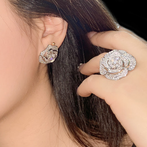 Title 4, Camellia Full Zirconium Ring Micro Setting Stud...