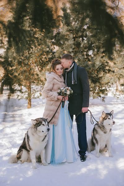 Fotografo di matrimoni Yuliya Savvateeva (savvateevajulia). Foto del 6 febbraio 2018