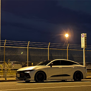 クラウンクロスオーバー AZSH35