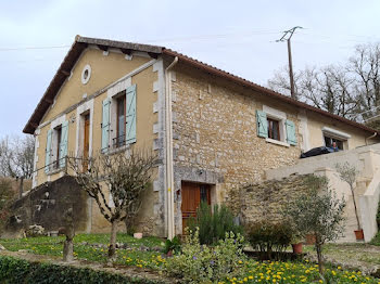 maison à Ruelle-sur-Touvre (16)