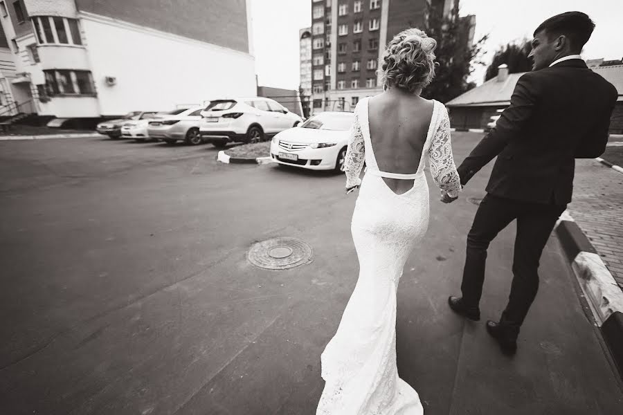 Fotógrafo de casamento Ekaterina Verizhnikova (alisaselezneva). Foto de 20 de outubro 2017