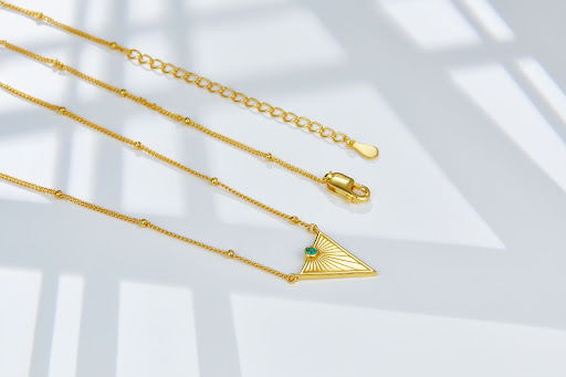 Title 6, Simple Pendant Niche Design Necklace Electropla...