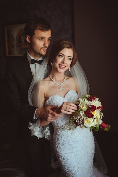 Wedding photographer Evgeniy Merkulov (paparazzi48). Photo of 19 March 2019